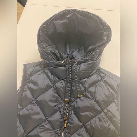 Max Mara Goose down navy blue vest size 12 - Picture 4 of 14